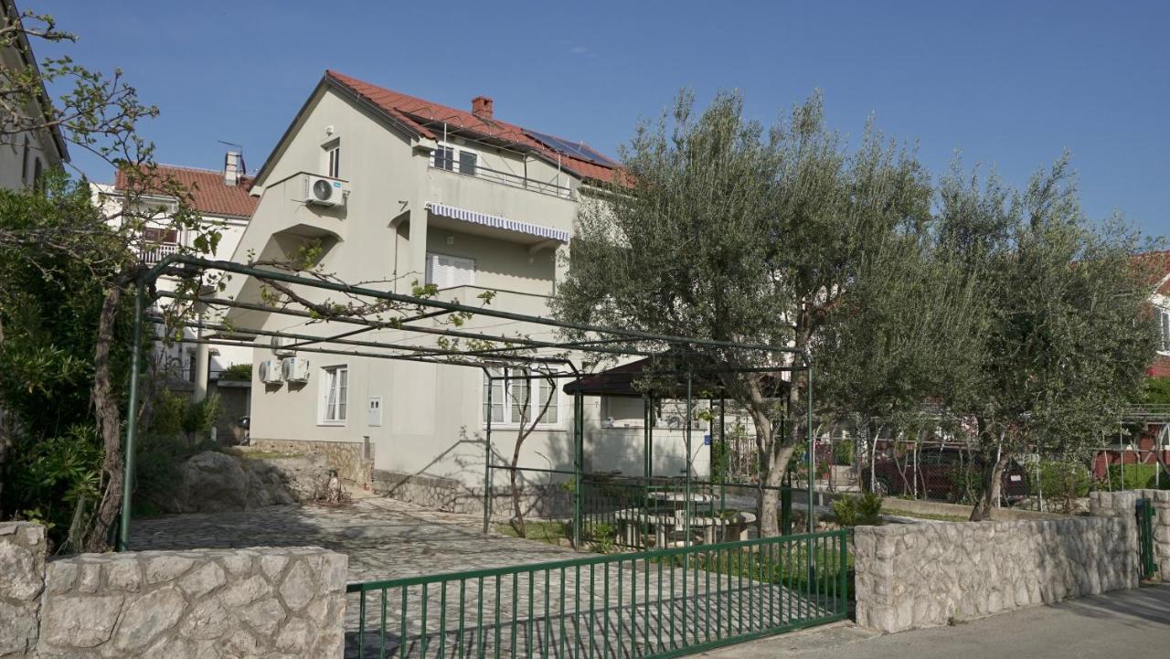 Apartments Bestak Krk Town Dış mekan fotoğraf