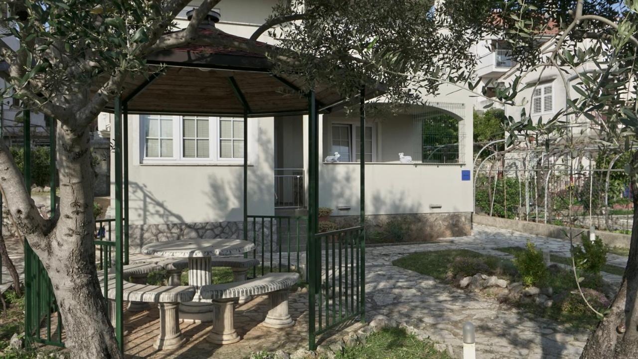 Apartments Bestak Krk Town Dış mekan fotoğraf