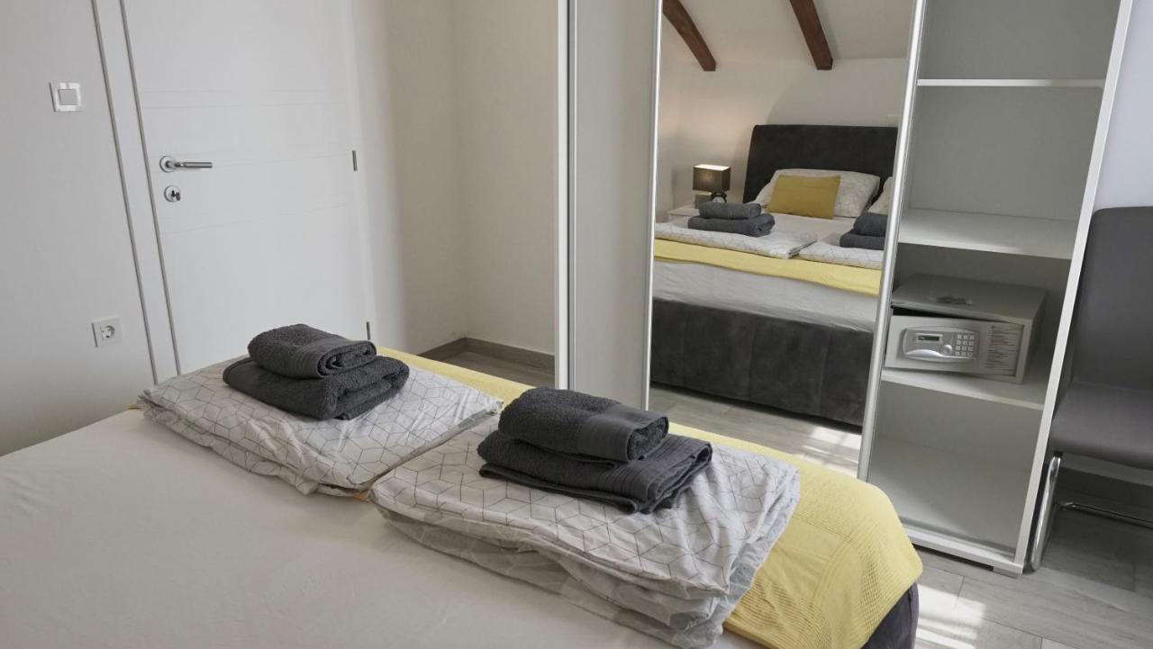 Apartments Bestak Krk Town Dış mekan fotoğraf